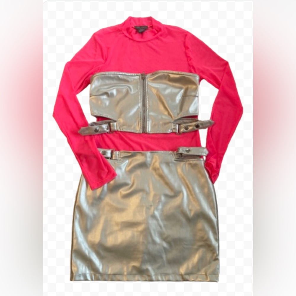 ZENON COSTUME 5 pieces unique Y2K Disney Channel hand-curated costume.